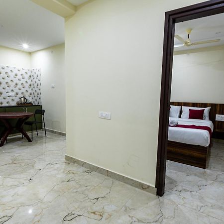 Olive Nest- Tirupati Bus Stand- 300 Meters, Railway Station- 400 Meters Hotel ภายนอก รูปภาพ
