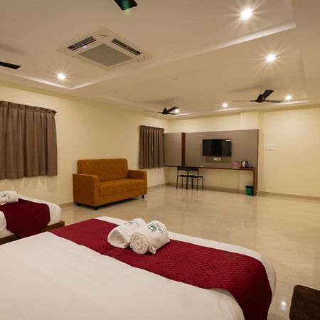 Olive Nest- Tirupati Bus Stand- 300 Meters, Railway Station- 400 Meters Hotel ภายนอก รูปภาพ