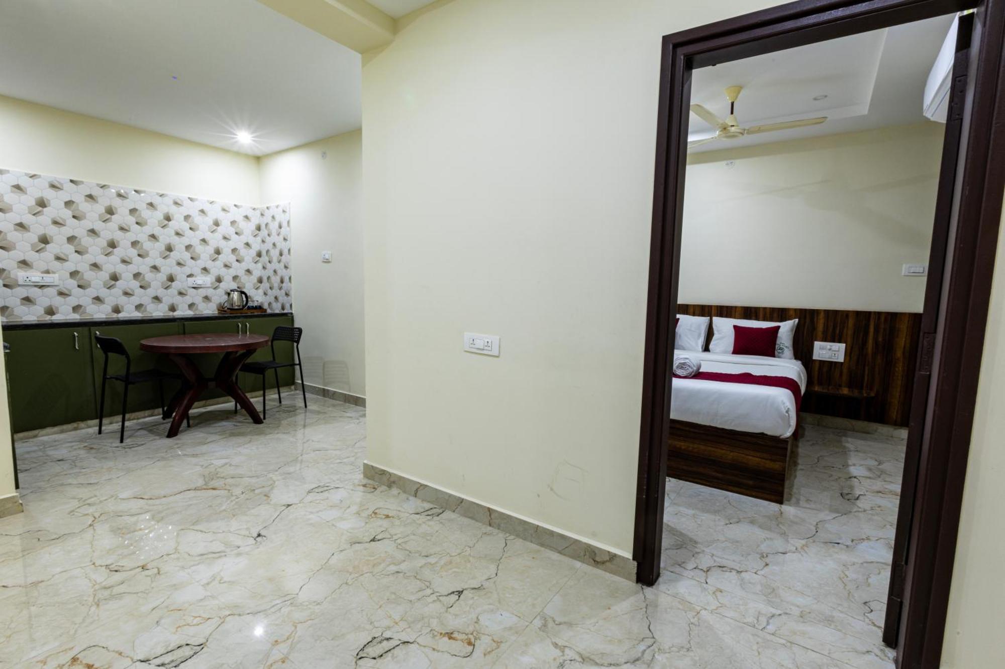 Olive Nest- Tirupati Bus Stand- 300 Meters, Railway Station- 400 Meters Hotel ภายนอก รูปภาพ