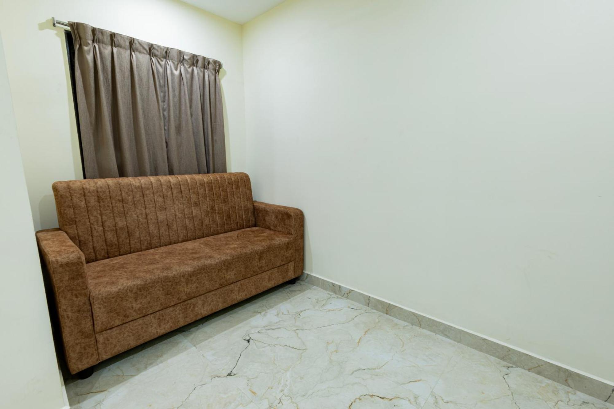 Olive Nest- Tirupati Bus Stand- 300 Meters, Railway Station- 400 Meters Hotel ภายนอก รูปภาพ