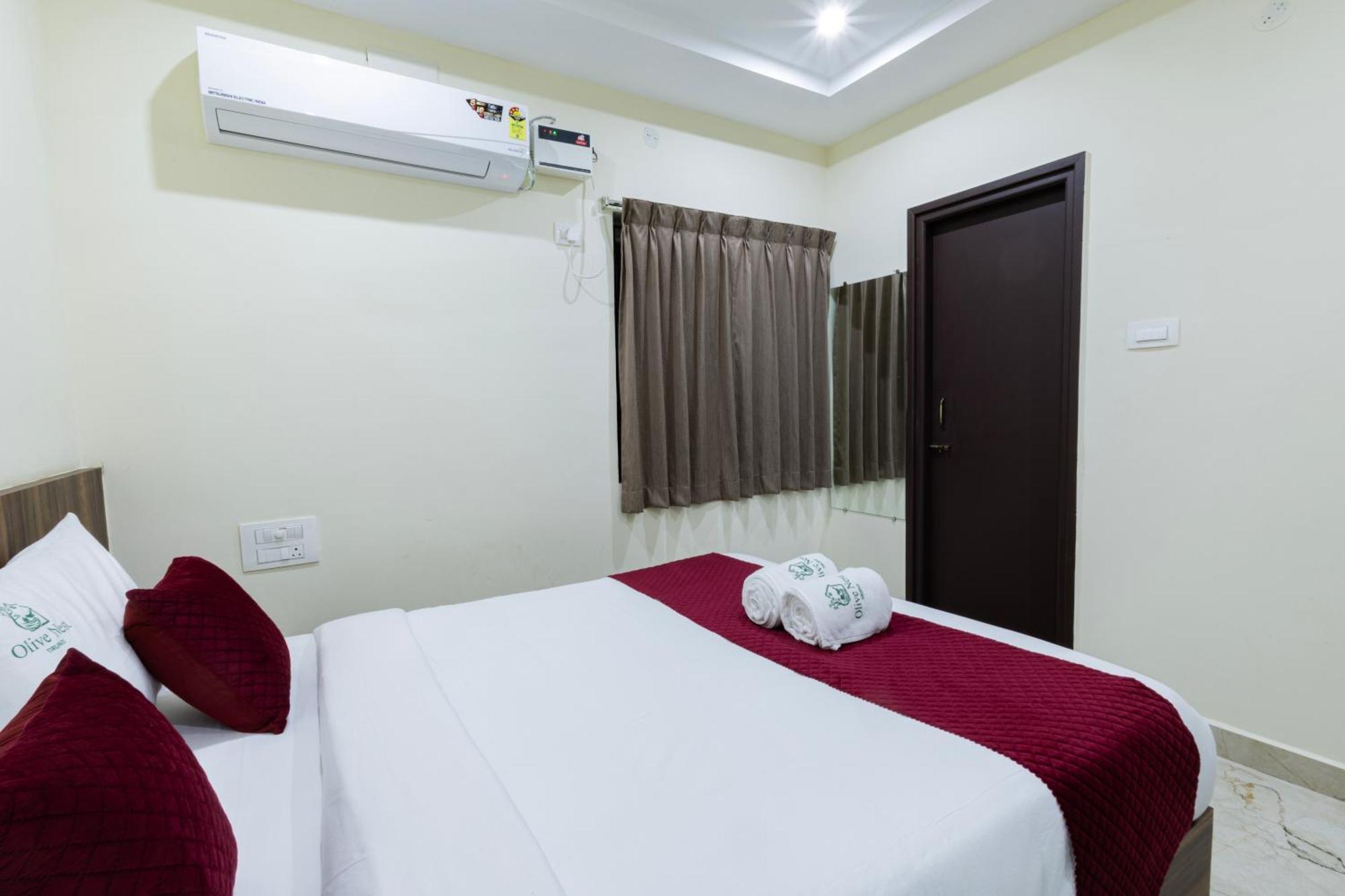 Olive Nest- Tirupati Bus Stand- 300 Meters, Railway Station- 400 Meters Hotel ภายนอก รูปภาพ