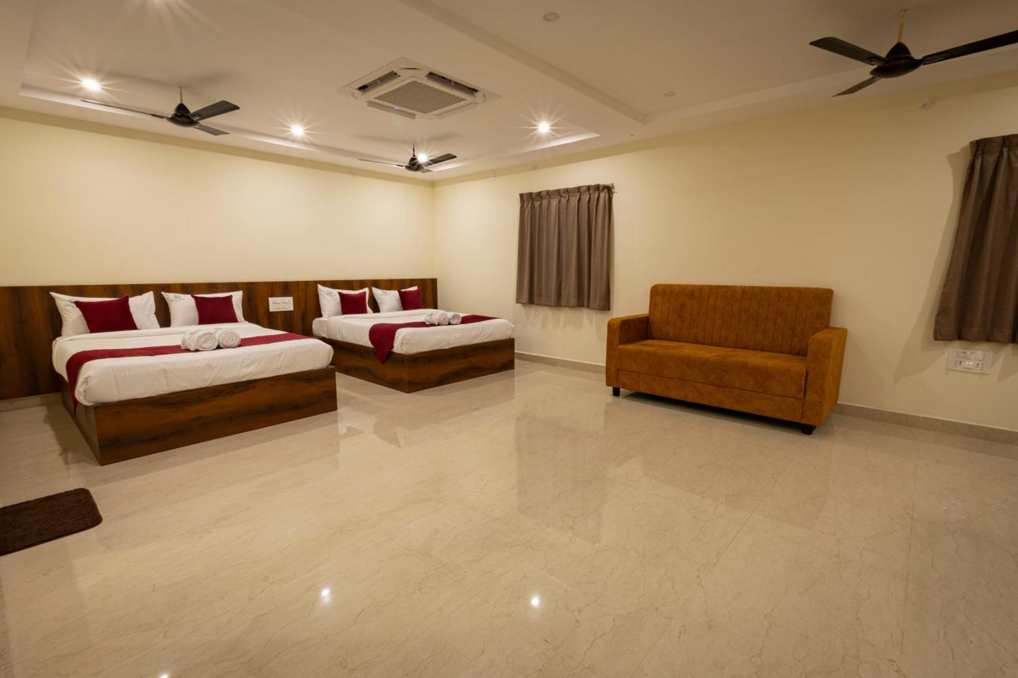 Olive Nest- Tirupati Bus Stand- 300 Meters, Railway Station- 400 Meters Hotel ภายนอก รูปภาพ