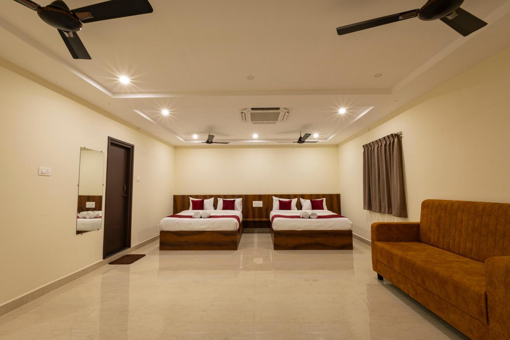 Olive Nest- Tirupati Bus Stand- 300 Meters, Railway Station- 400 Meters Hotel ภายนอก รูปภาพ