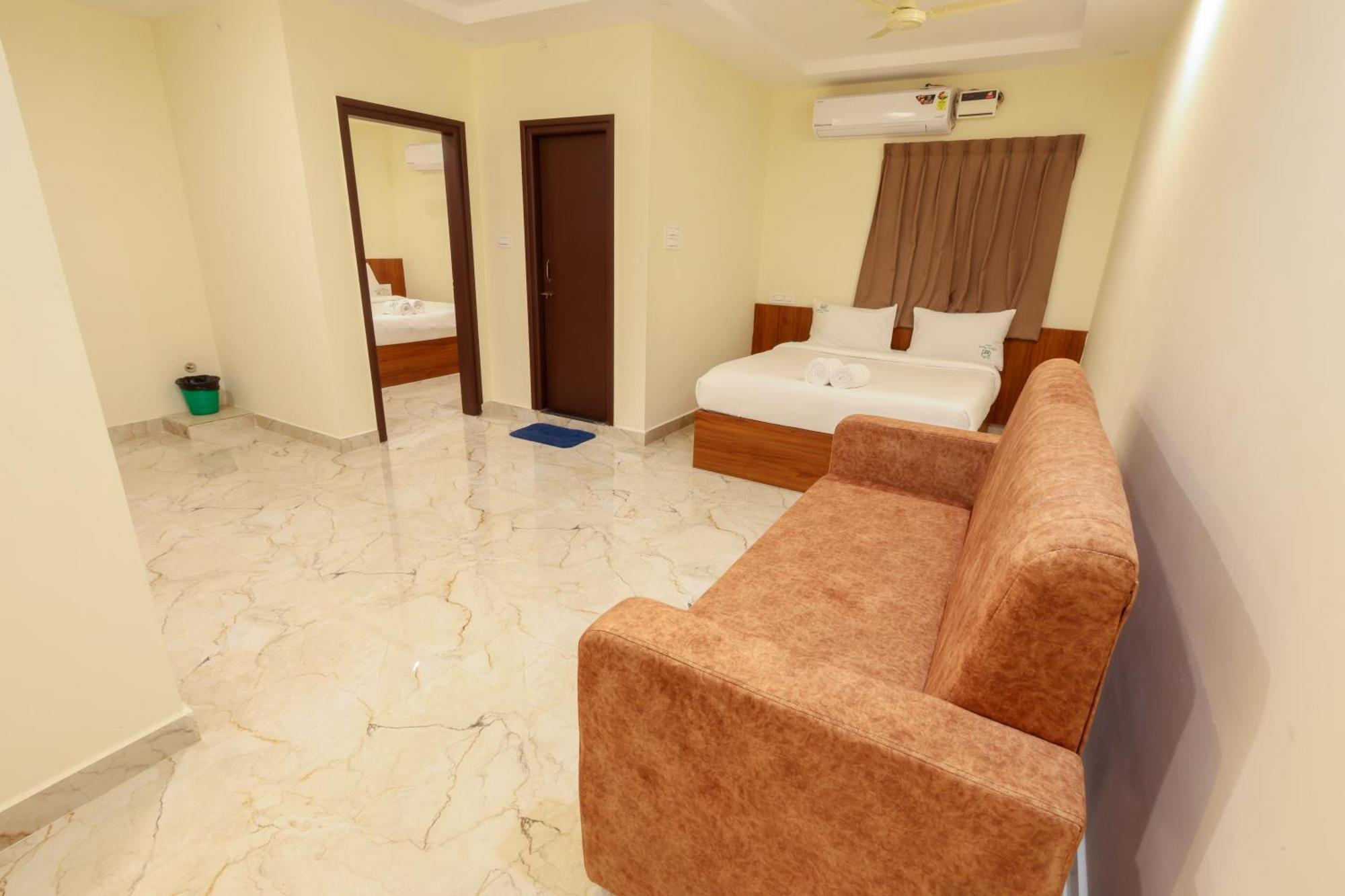 Olive Nest- Tirupati Bus Stand- 300 Meters, Railway Station- 400 Meters Hotel ภายนอก รูปภาพ